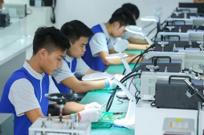 ở thời kỳ chuyển đổi số lên ngôi, các bạn trẻ hiện nay cần trước hết là nền tảng tri thức về kỹ thuật số.