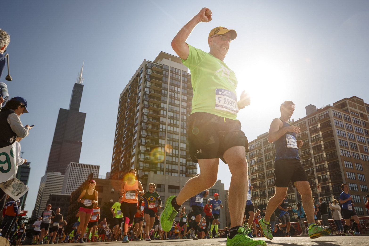 Giải chạy Marathon ở Chicago thu hút nhiều vận động viên