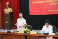 Không đồng nhất “công nghiệp hoá” với “phát triển công nghiệp”