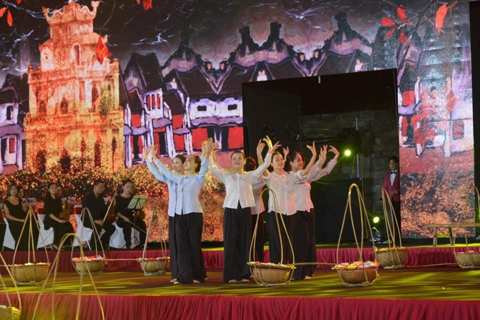 Nhiều hoạt động văn hóa, thể thao kỷ niệm 68 năm Ngày Giải phóng Thủ đô