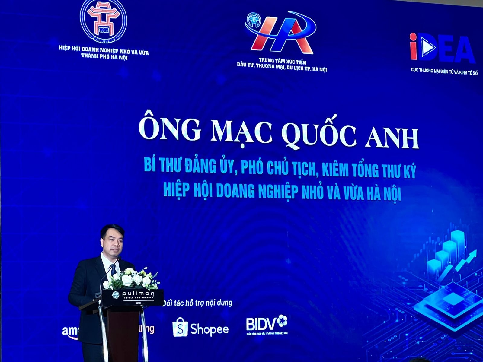 Tiến sĩ Mạc Quốc Anh, Phó Chủ tịch, Tổng thư ký Hiệp hội Doanh nghiệp nhỏ và vừa Hà Nội.