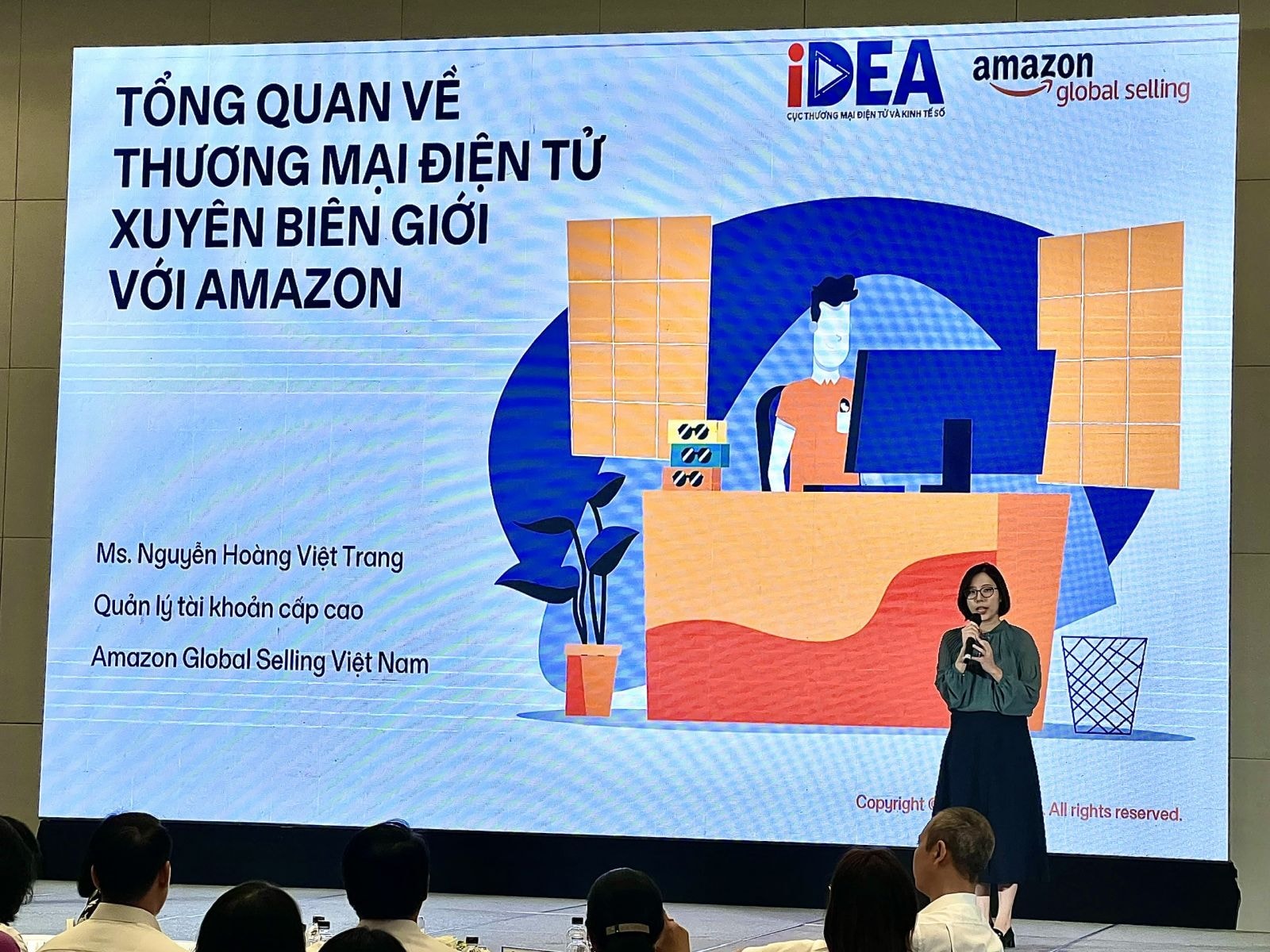 bà Nguyễn Hoàng Việt Trang - Quản lý tài khoản cấp cao Amazon Global Selling Việt Nam.