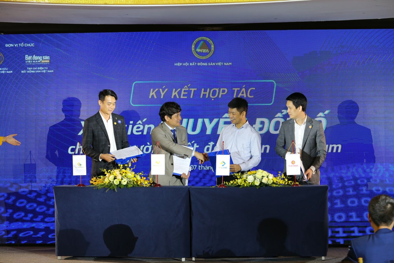 Ký kết hợp tác xúc tiến chuyển đổi số cho thị trường bất động sản Việt Nam