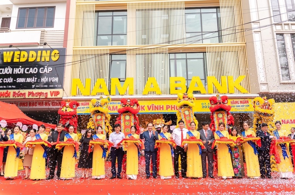 Nam A Bank Vĩnh Phúc chính thức khai trương và đi vào hoạt động ngày 7/10.