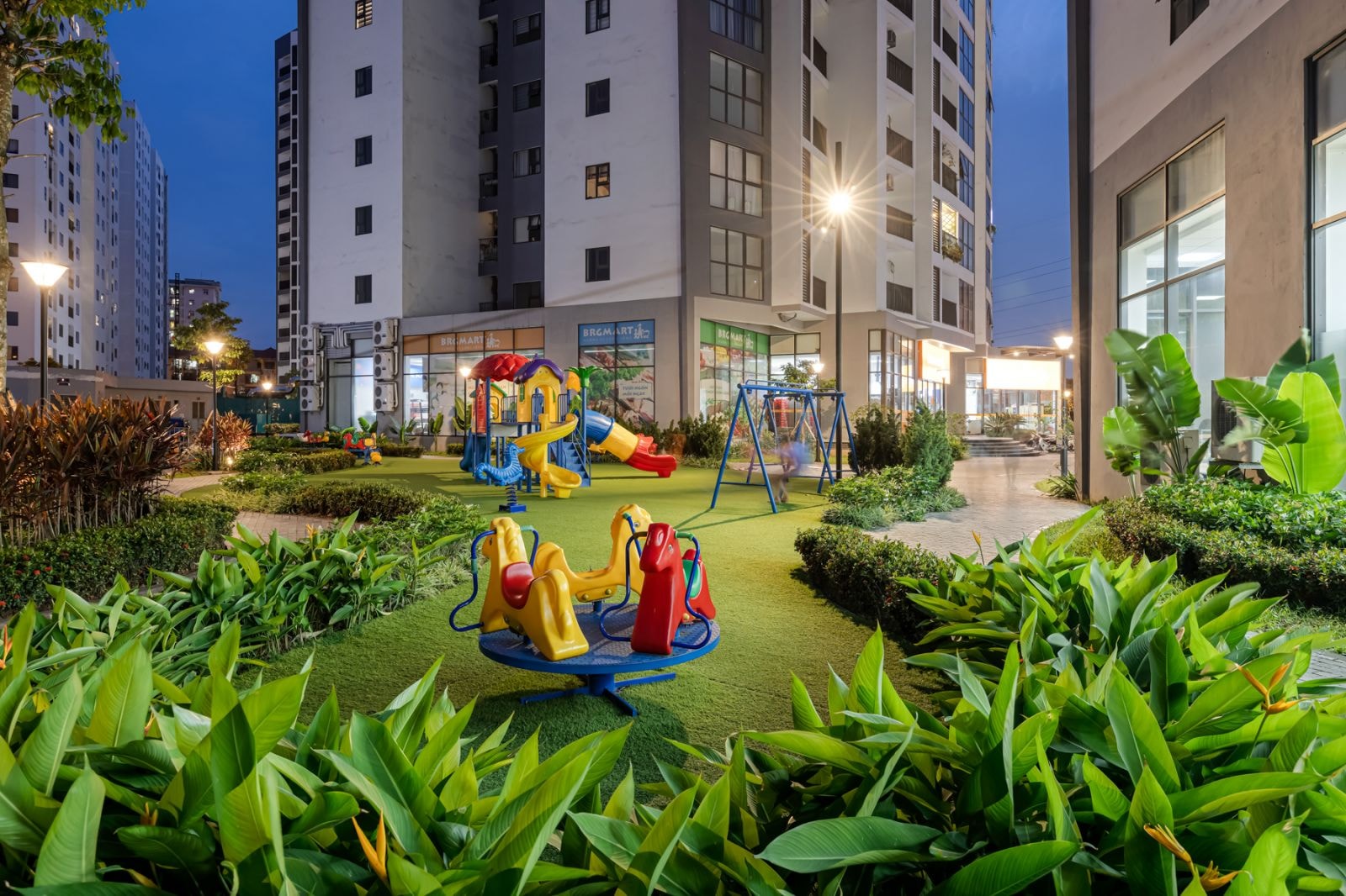 Không gian xanh cùng nhiều tiện ích dành cho cư dân của tổ hợp chung cư Le Grand Jardin.