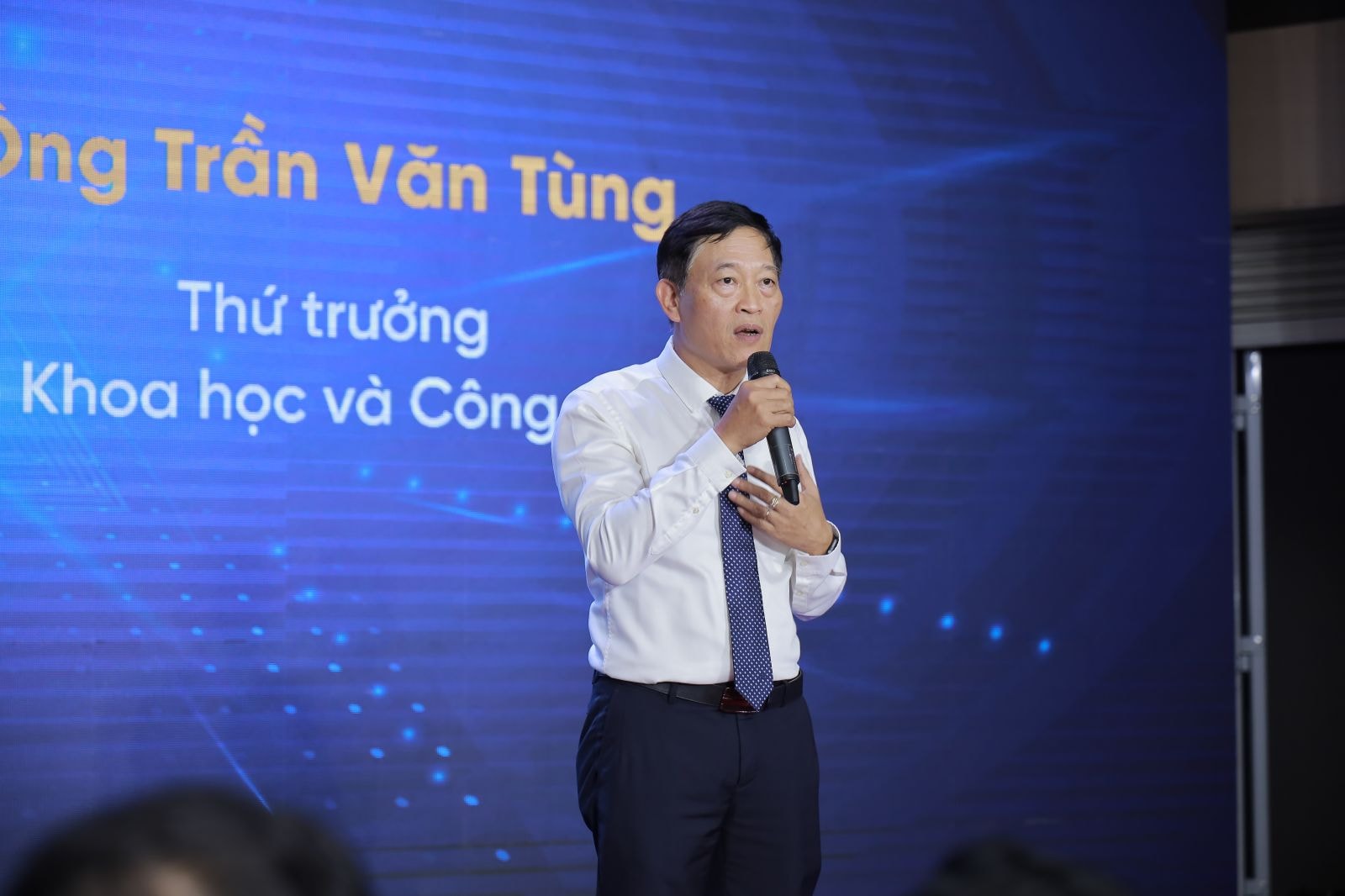 Thứ trưởng Bộ Khoa học và Công nghệ Trần Văn Tùng tại sự kiện Ngày hội khởi nghiệp Đổi mới sáng tạo Vùng ĐBSCL - Techfest Mekong 2022