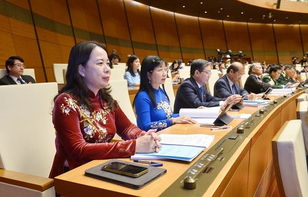 Giải ngân vốn đầu tư công còn chậm trễ, chưa đạt được kết quả như mong đợi. Ảnh: QH