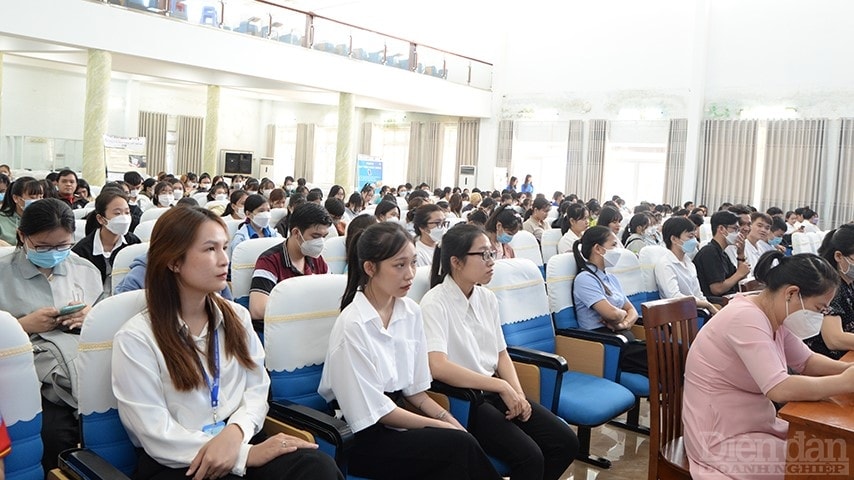 Vòng chung kết cuộc thi sinh viên ĐH Thủ Dầu Một với tưởng khởi nghiệp “TDMU Entrepreneurship Competition - TEC2022” diễn ra vào sáng ngày 21/10/2022