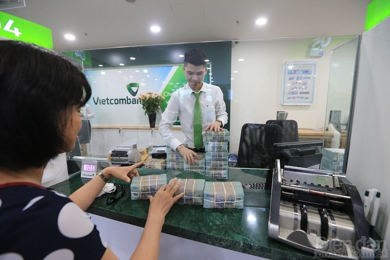 4 NHTMCP quốc doanh gồm Vietcombank, VietinBank, BIDV, Agribank đã tham gia cuộc đua lãi suất