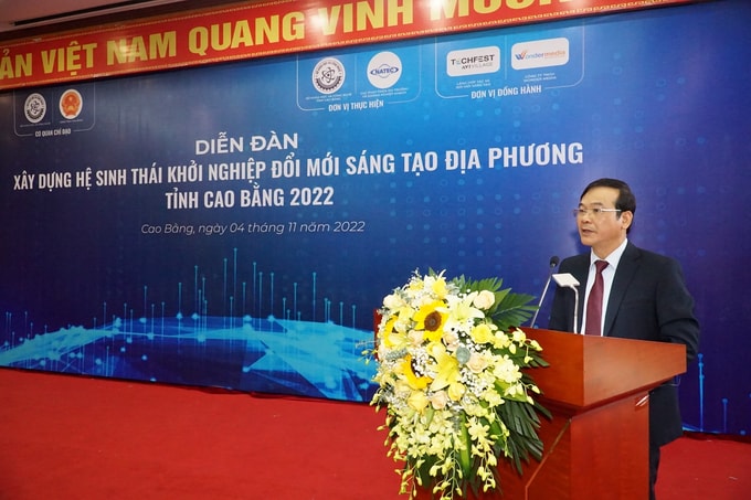 Đồng chí Nguyễn Trung Thảo, Phó Chủ tịch Uỷ ban nhân dân tỉnh Cao Bằng phát biểu khai mạc diễn đàn.