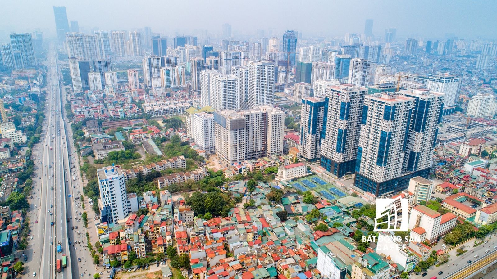Trong 9 tháng đầu năm 2022, kinh tế Thủ đô phục hồi mạnh mẽ; tăng trưởng quý 3 tăng 15,71%, lũy kế 9 tháng tăng 9,69%, là mức tăng cao nhất trong nhiều năm trở lại đây.