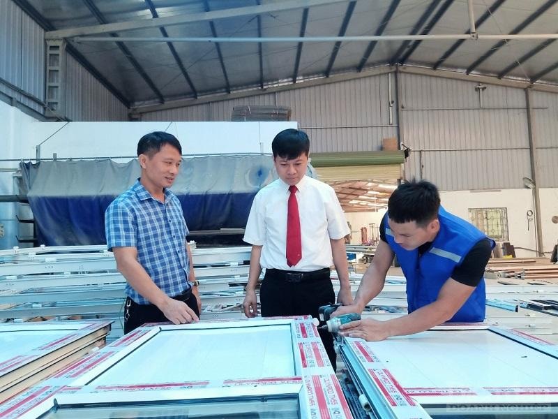 Công ty TNHH Cửa Đông Á Thanh Hóa là đơn vị sớm tiếp cận được gói hỗ trợ giãm lãi suất 2% điều này đã giúp doanh nghiệp thuận lợi hơn trong quá trình lưu động vốn kinh doanh