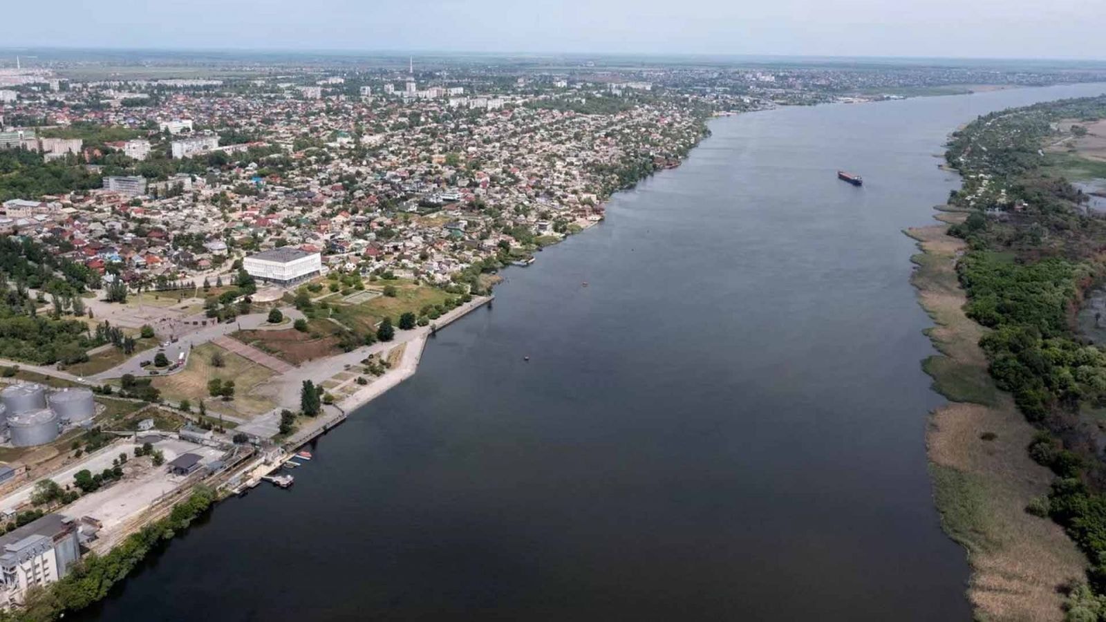 Kherson bên bờ sông Dnepr
