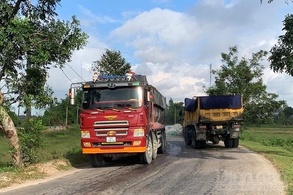 Chi phí vận chuyển tăng, giá nguyên vật liệu tăng,... cũng đã khiến các dự án đội vốn.