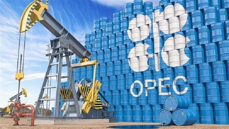 OPEC+ đã cắt giảm sản lượng 2 triệu thùng/ngày.