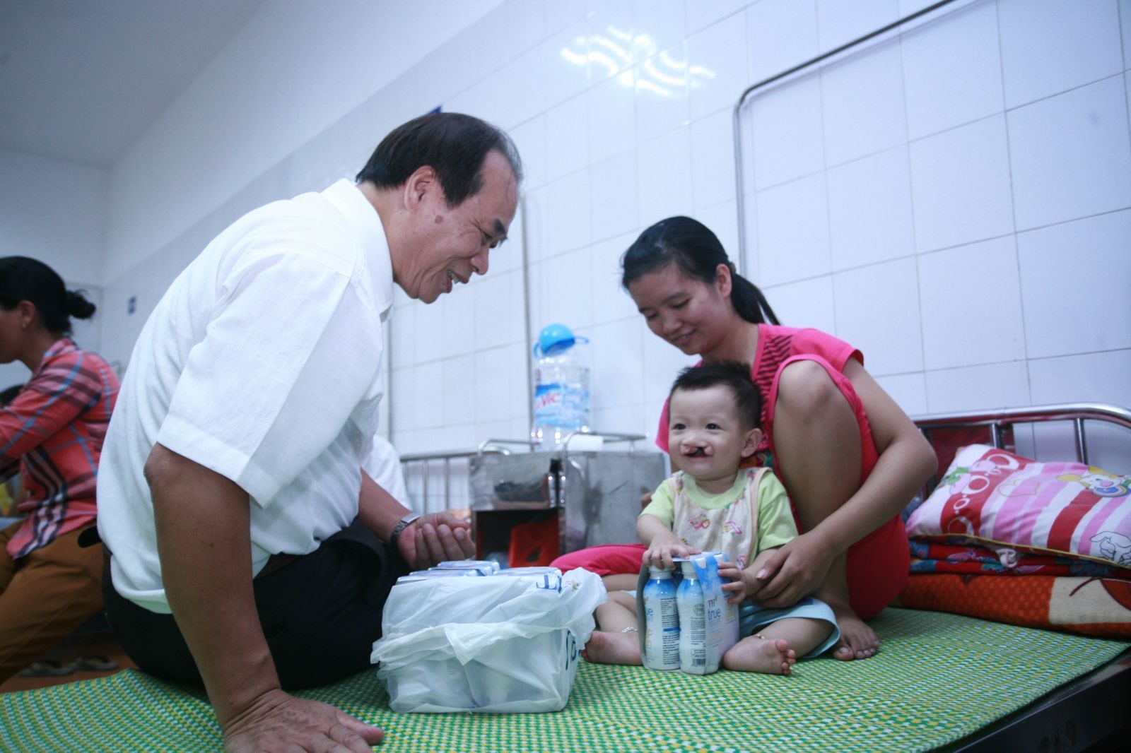 ASVHO và hoạt động hỗ trợ y tế cho trẻ em kém may mắn
