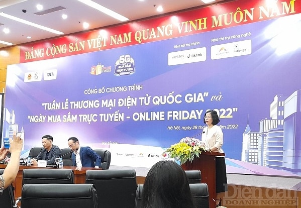 Đến nay, Chương trình Ngày mua sắm trực tuyến – Online Friday do Bộ Công Thương chủ trì đã bước sang năm thứ 9. Ảnh: Nguyễn Việt