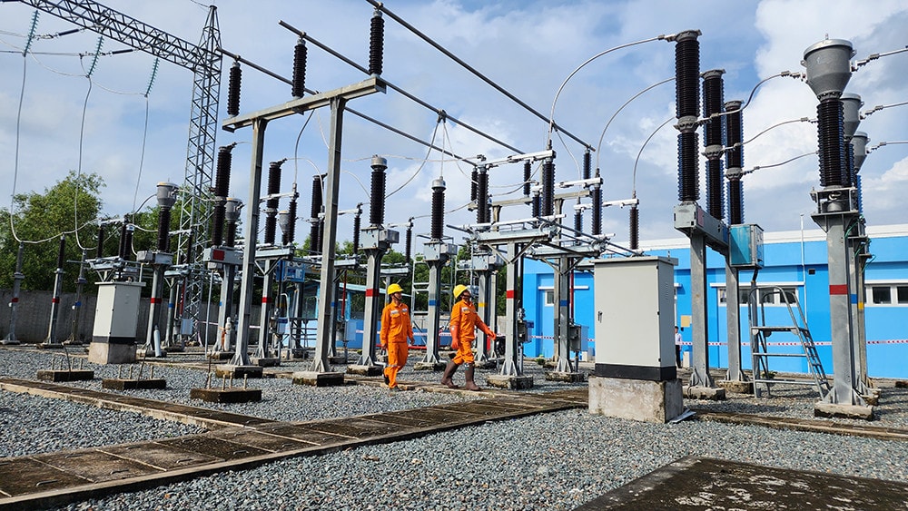 giá nhiên liệu đầu vào sản xuất điện như than, dầu, khí tăng đột biến từ đầu năm đến nay đẩy chi phí sản xuất điện của tập đoàn tăng rất cao.