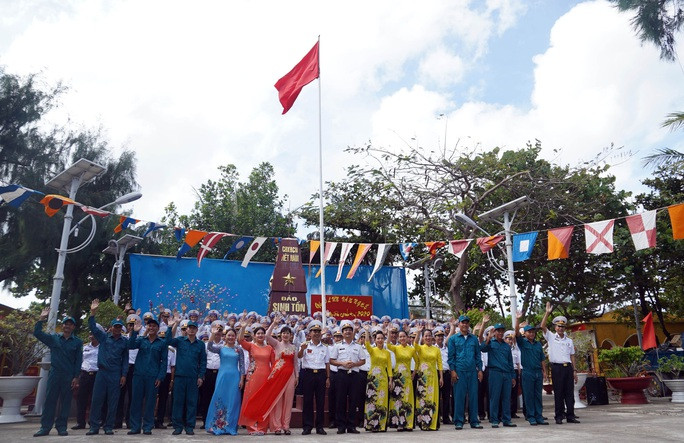 Trách nhiệm bảo vệ chủ quyền thuộc về mỗi công dân Việt Nam, trong đó có trách nhiệm, nghĩa vụ và vai trò xung kích của thế hệ trẻ. Ảnh: QUANG LIÊM