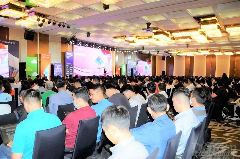 Microsoft Technology Summit 2022 thu hút hơn 1.000 đại biểu, doanh nghiệp tham dự - Ảnh: Đình Đại.