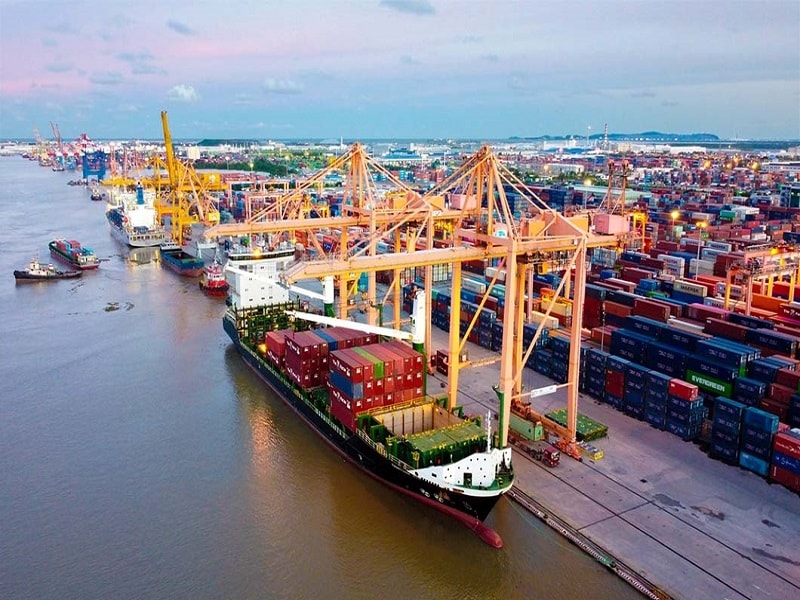 Sản lượng hàng qua cảng cả năm là 168 triệu tấn, đạt 100% kế hoạch HĐND thành phố giao