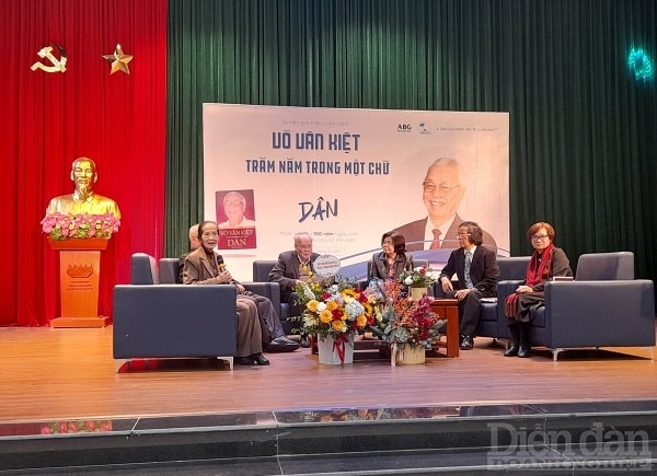 Theo ông Vũ Quốc Tuấn, ông Sáu Dân với tư cách là một Thủ tướng được toàn dân quý mến, ông có rất nhiều công lao đóng góp cho dân, cho nước. Ảnh: Nguyễn Việt