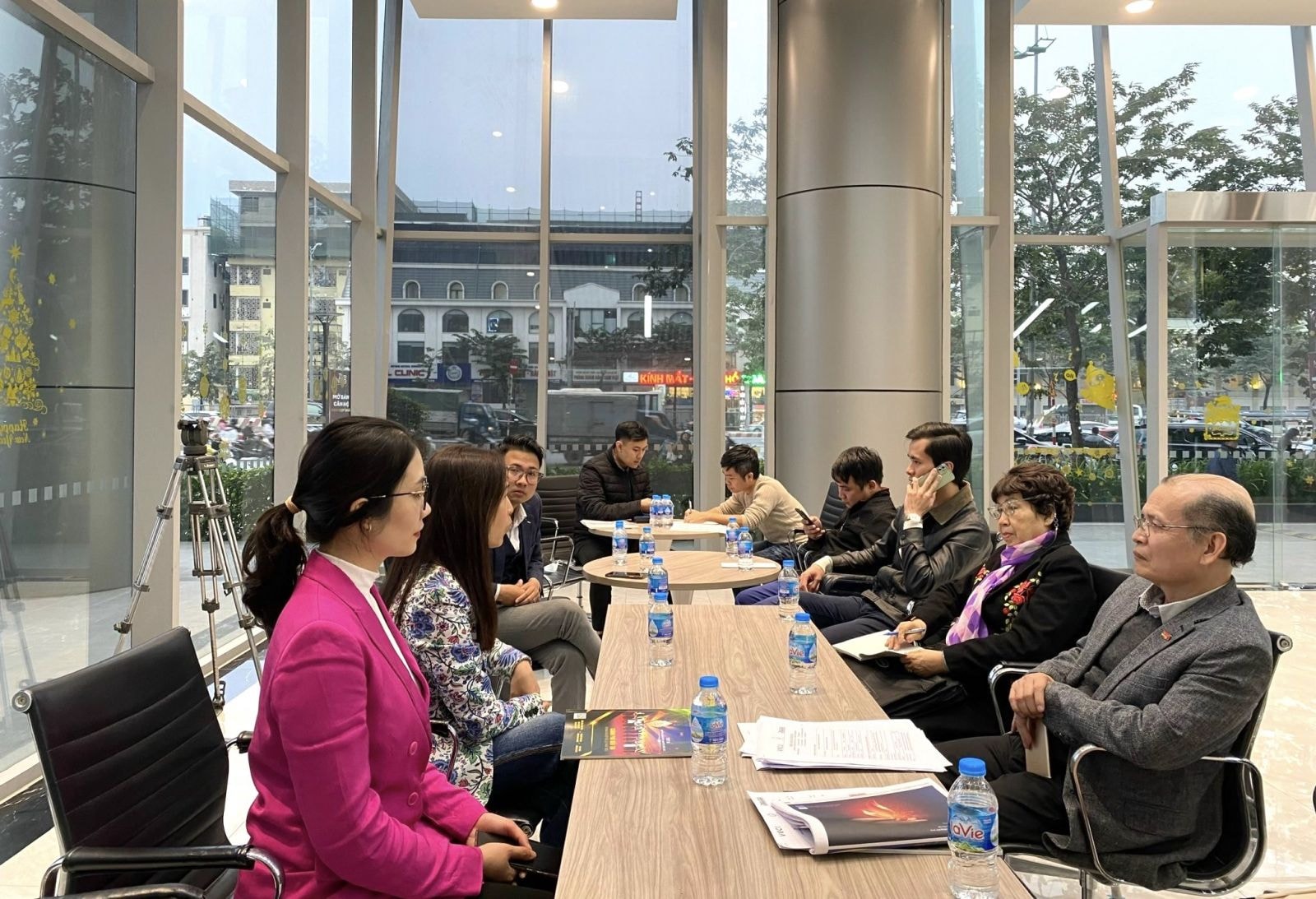 Đoàn thẩm định DỰ ÁN ĐÁNG SỐNG làm việc cùng đại diện chủ đầu tư dự án The Nine