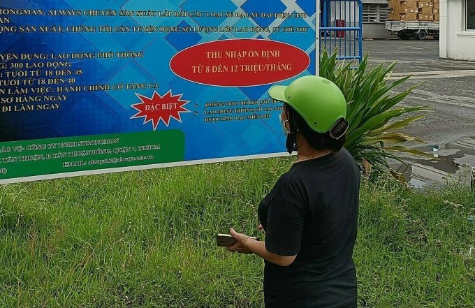 Nhiều công nhân khó khăn trong việc tiếp cận công việc mới ở thời điểm cuối năm