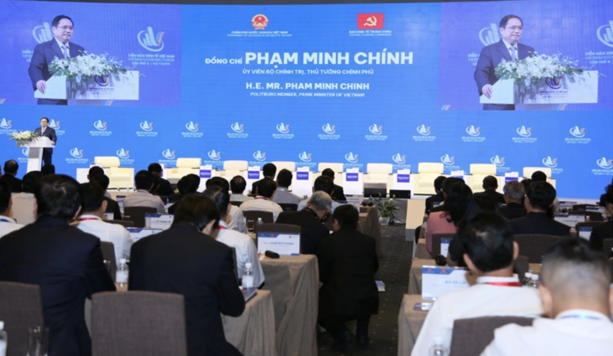 Thủ tướng Chính phủ Phạm Minh Chính sẽ tổ chức Diễn đàn Kinh tế Việt Nam 2023. Ảnh: Diễn đàn Kinh tế Việt Nam năm 2022 được tổ chức tại TP HCM với chủ đề 