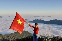 Chiêu Lầu Thi - đỉnh núi chín tầng thang