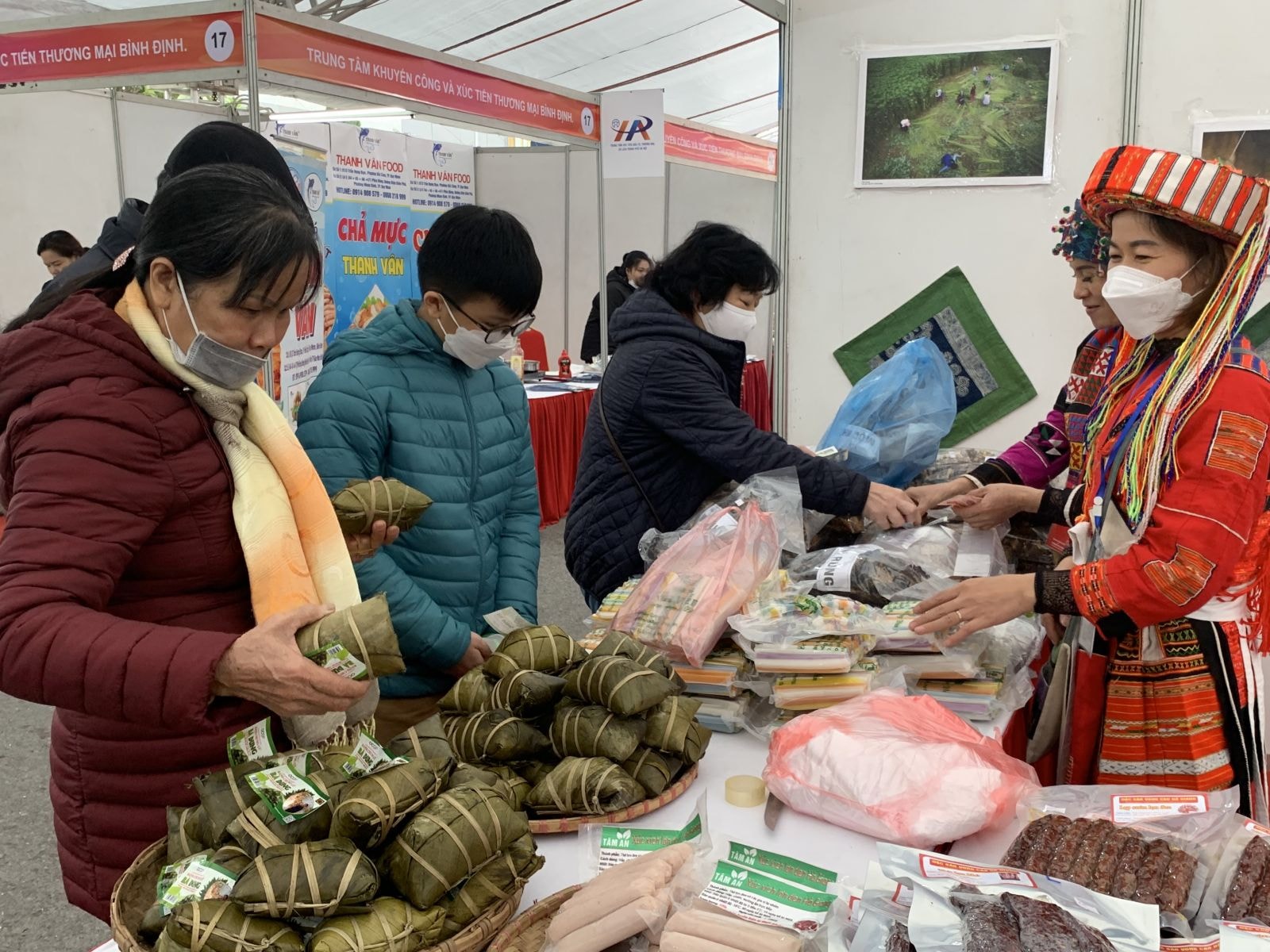 Hội chợ hàng tiêu dùng Hà Nội năm 2022 diễn ra từ ngày 22-25/12/2022 tại Trung tâm Thương mại Mê Linh Plaza Hà Đông