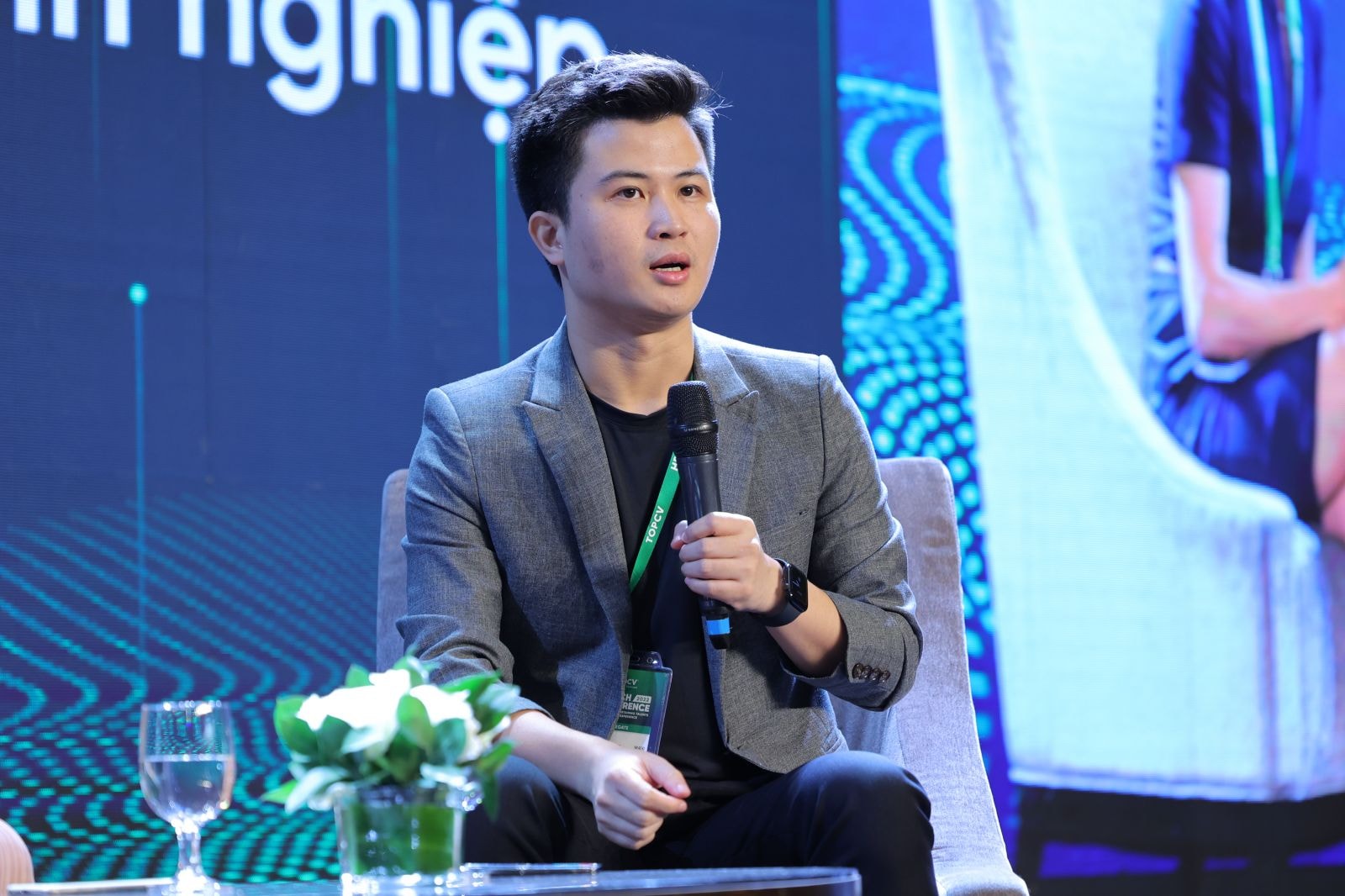 CEO TopCV Trần Trung Hiếu