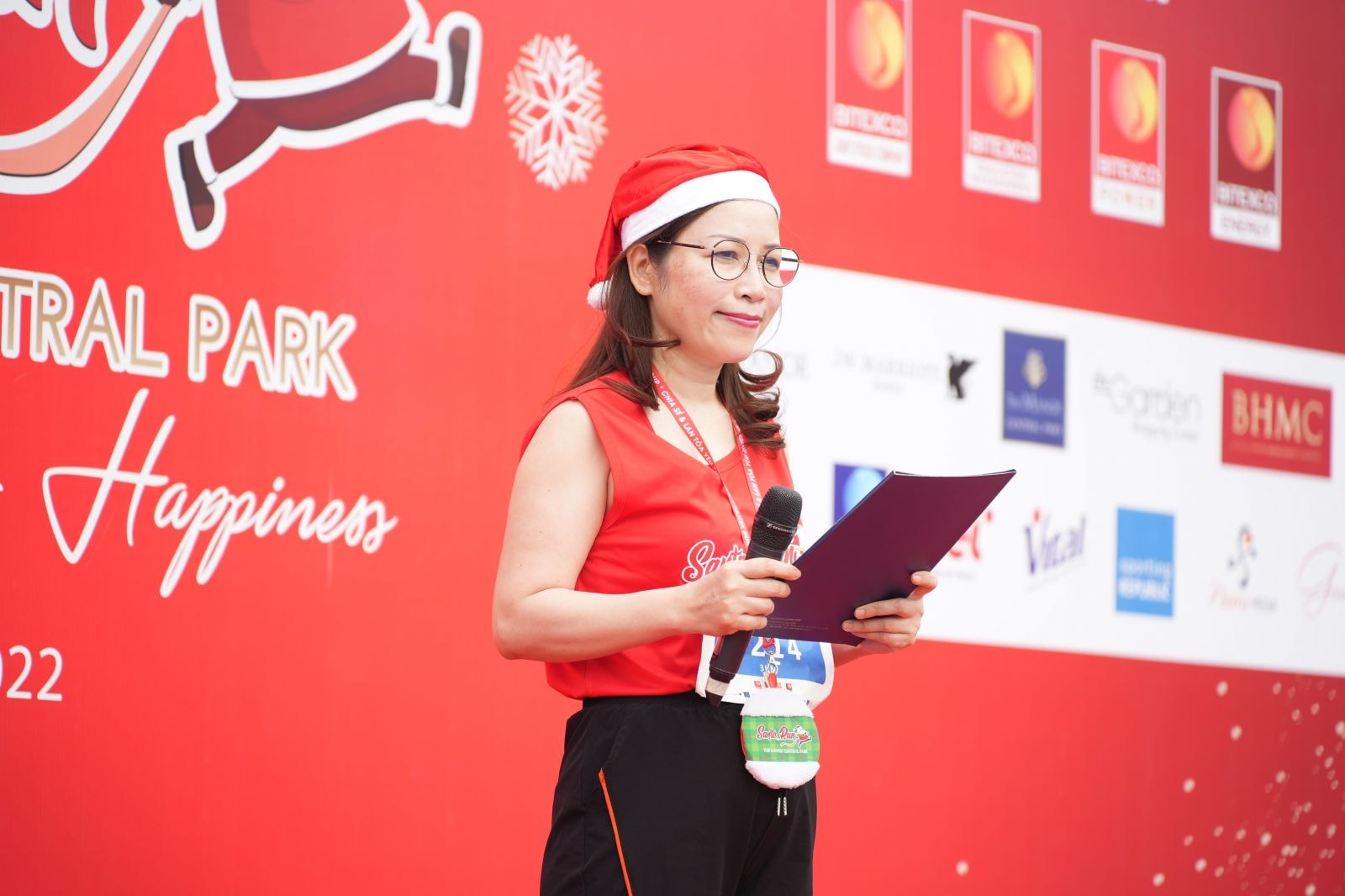 Bà Nguyễn Thị Thu Hà - Trưởng Ban tổ chức - chia sẻ, Santa Run mong muốn 