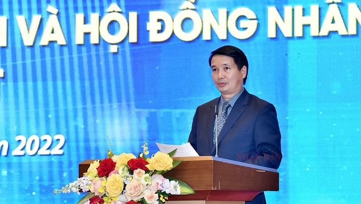 Phó Chủ nhiệm Văn phòng Quốc hội - Trợ lý Chủ tịch Quốc hội Phạm Thái Hà - Phó Trưởng Ban Chỉ đạo, Phó Trưởng Ban thường trực Ban Tổ chức Giải Diên Hồng đã công bố Nghị quyết thành lập Ban Chỉ đạo, Quyết định thành lập Ban Tổ chức Giải Diên Hồng. Ảnh: Lâm Hiển