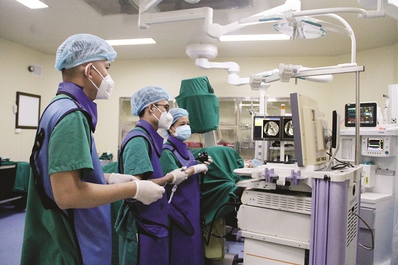 Nội soi mật tuy ngược dòng ERCP.