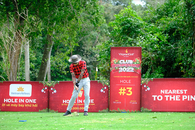 Tại Vinpearl Golf Club Championship 2022, không khí thi đấu vô cùng kịch tính và văn minh trên sân cỏ, những cảm xúc thăng hoa trong các đêm tiệc vinh danh trao giải cũng góp phần khép lại năm 2022 đầy ấn tượng trong lòng các golfer.