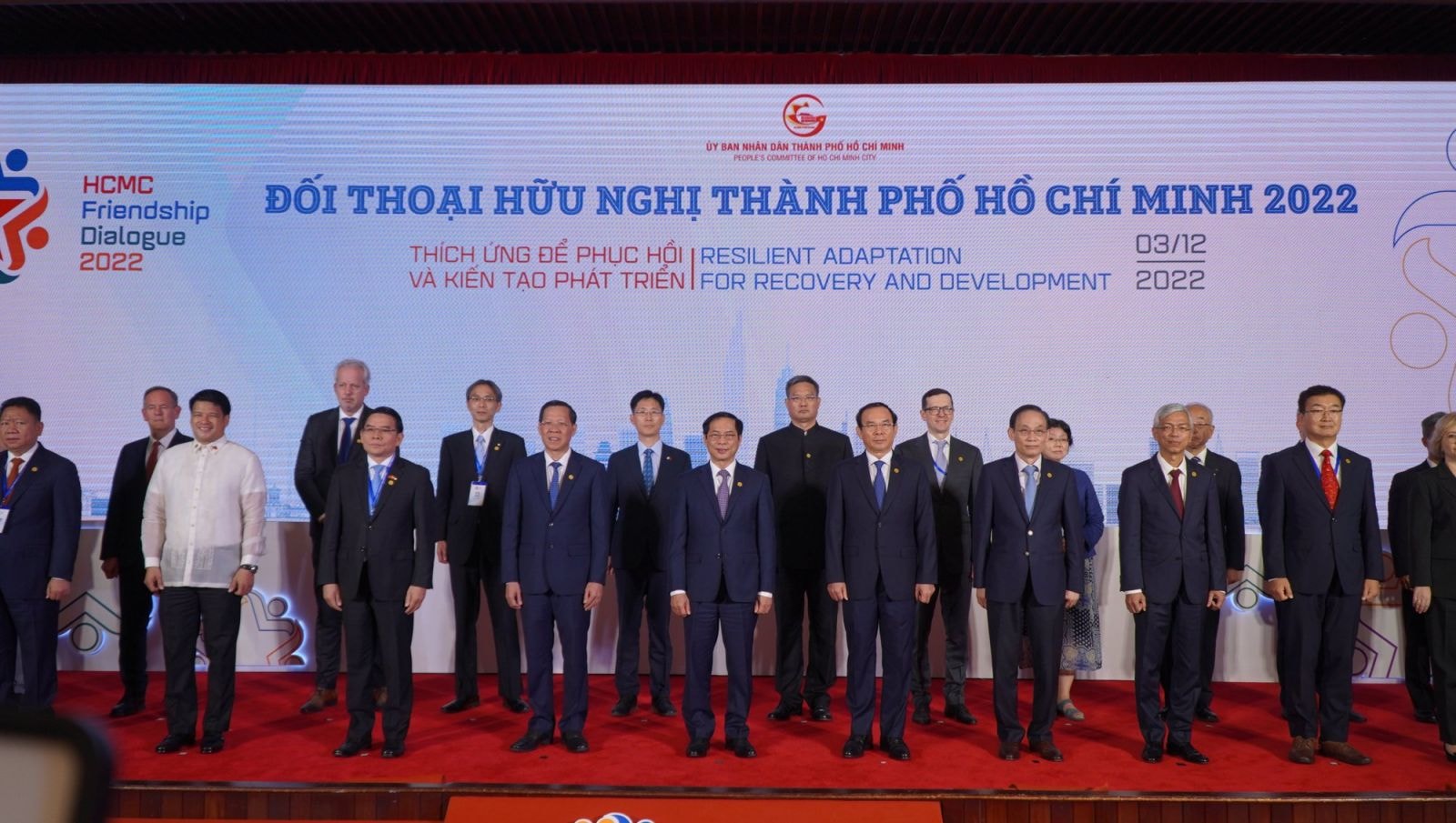 Đối thoại Hữu nghị TP.HCM lần thứ nhất năm 2022 với chủ đề “Thích ứng để phục hồi và kiến tạo phát triển”.