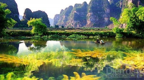 Ninh Bình chú trọng công tác vệ sinh môi trường tại các điểm du lịch