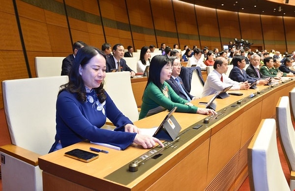 là năm giữa nhiệm kỳ, năm bản lề có ý nghĩa rất quan trọng trong việc thực hiện Nghị quyết Đại hội lần thứ XIII của Đảng và kế hoạch 5 năm 2021-2025. Ảnh: QH