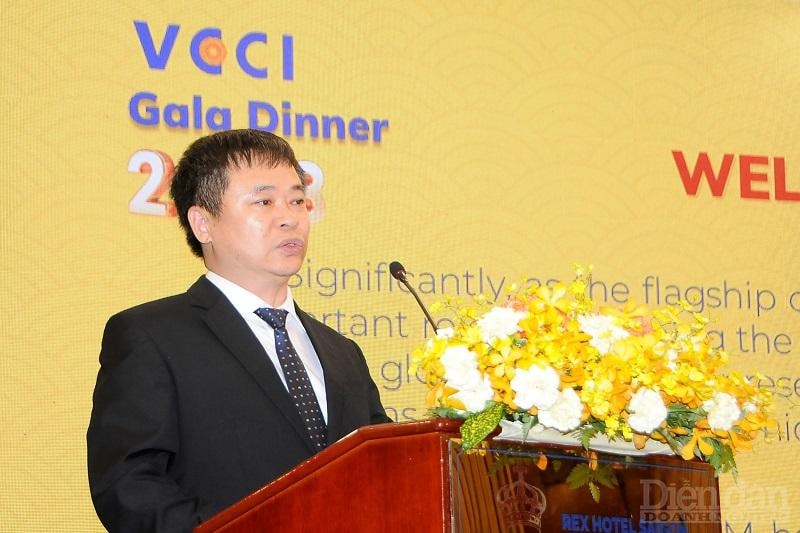 Ông Trần Ngọc Liêm - Giám đốc VCCI HCM phát biểu tại Gala 