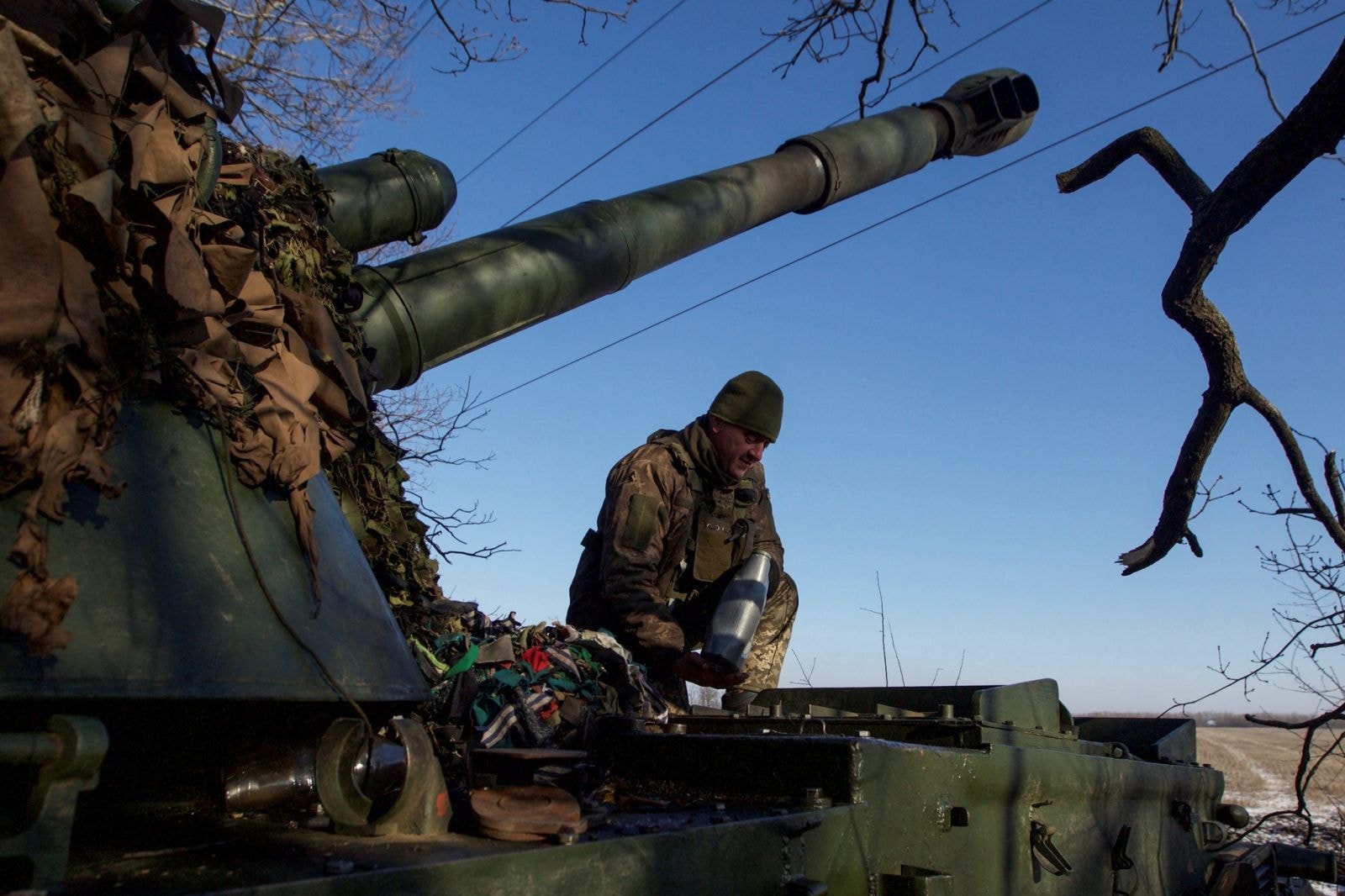 Quân đội Ukraine tại tiền tuyến trong tỉnh Donetsk ngày 8.1.2023.