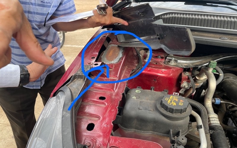 Xe nhập mới, có số máy, nhưng thiếu “số khung”, là vụ việc có thật đang xảy ra tại Công ty Cổ phần City Auto, khiến khách hàng bị thiệt hại và có nguy cơ vướng rắc rối pháp luật.