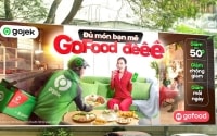 Gojek làm bảng quảng cáo kèm âm thanh: Cũ người mới ta