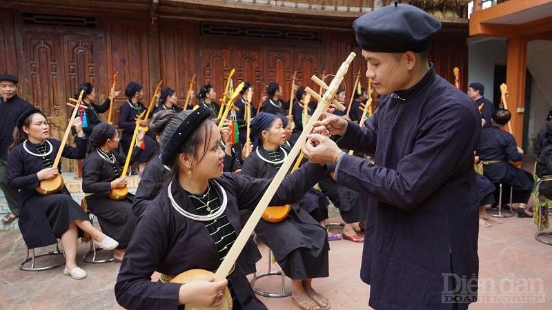 Chính quyền địa phương quan tâm và tạo nhiều điều kiện cho việc bảo tồn và phát huy giá trị văn hóa hát Then đàn Tính của đồng báo dân tộc Tày tại Bắc Quang nói riêng và Hà Giang nói chung