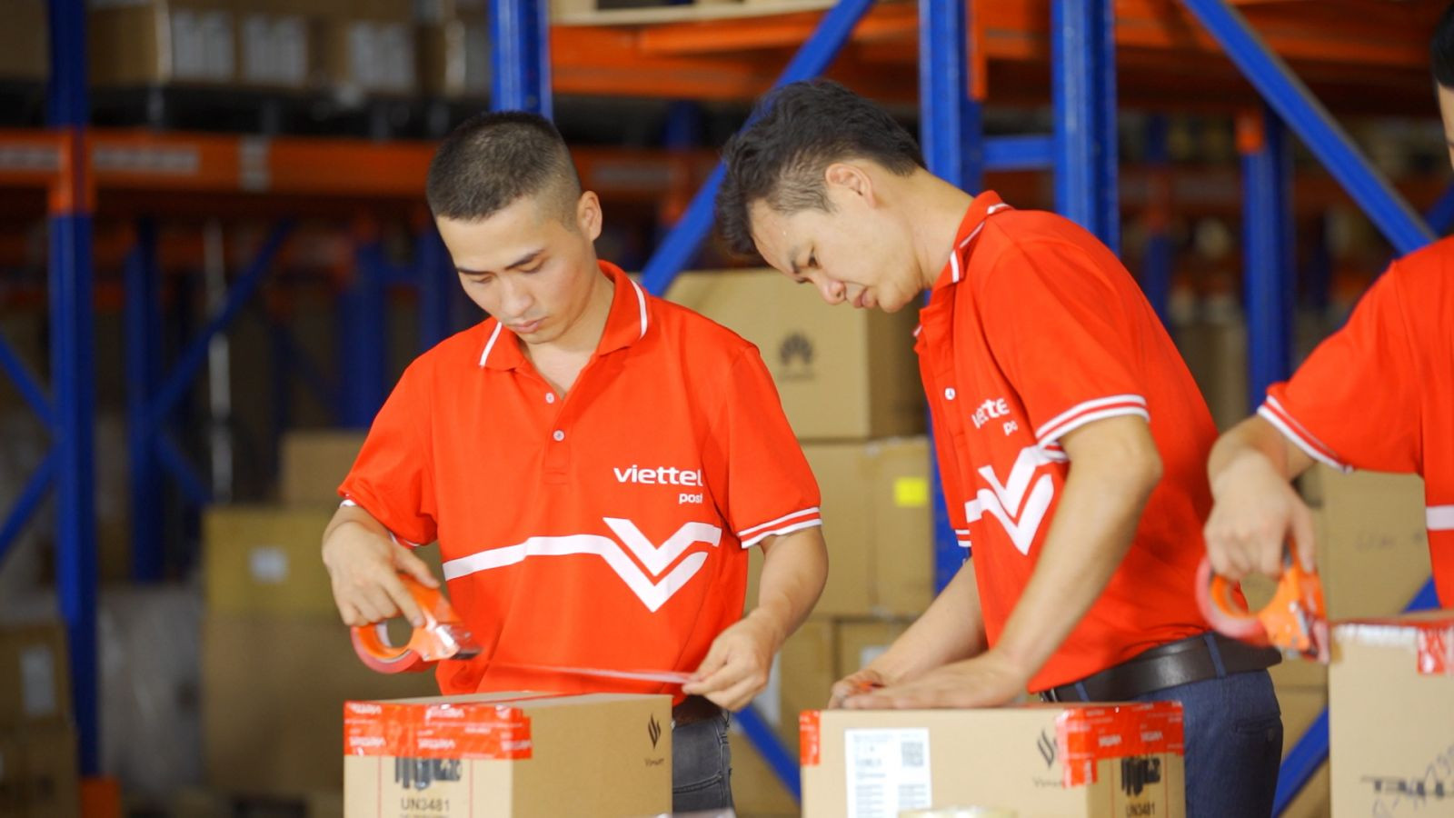 Viettel Post tiếp tục đạt mức tăng trưởng 2 con số