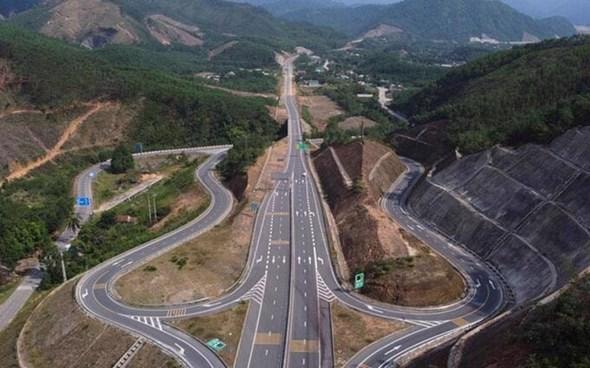  dự báo năm 2023 là một năm gặp rất nhiều khó khăn, thách thức, diễn biến rất khó lường và phức tạp.