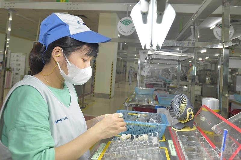 Công nhân làm việc tại KCN Nomura Hải Phòng