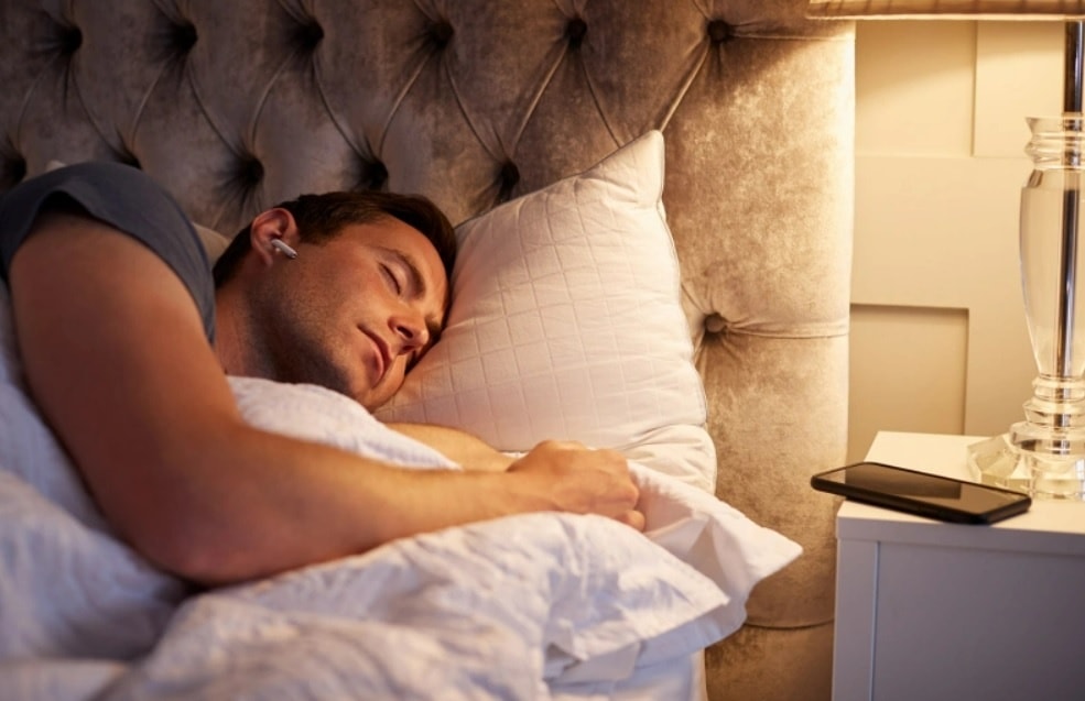 Mẹo để có giấc ngủ ngon ở phòng khách sạn