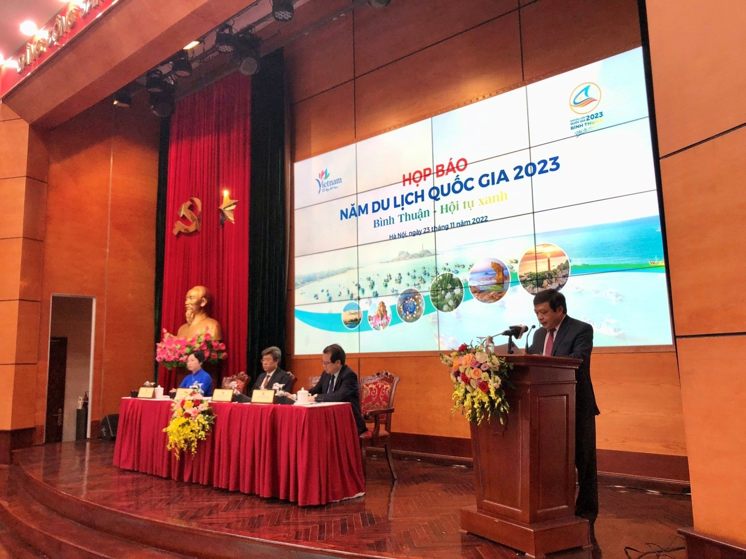 Họp báo thông tin về Năm Du lịch quốc gia 2023.