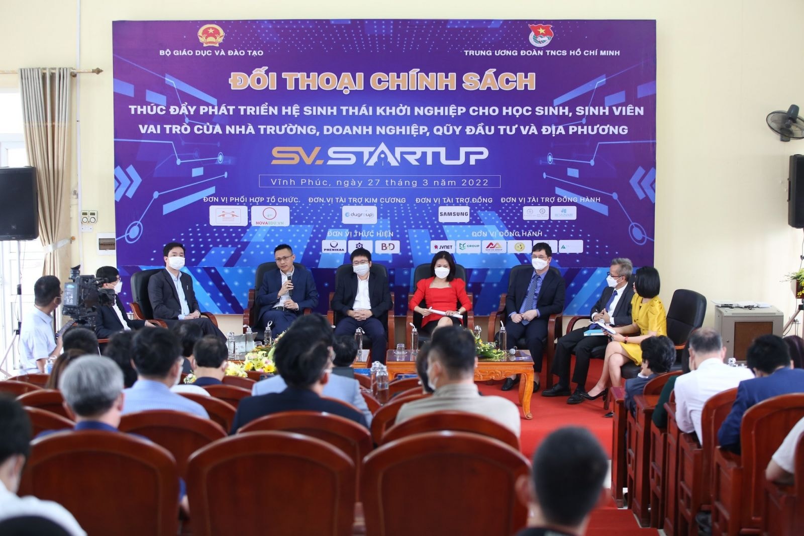 Ngày hội Khởi nghiệp Quốc gia của học sinh, sinh viên lần thứ IV (SV_STARTUP) được tổ chức tại Trường Đại học Công nghệ Giao thông vận tải (cơ sở 2 Vĩnh Phúc)